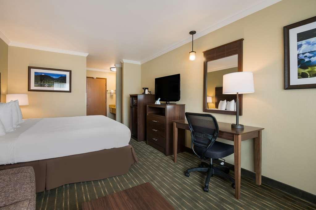 Best Western Holiday Hotel Coos Bay Room photo