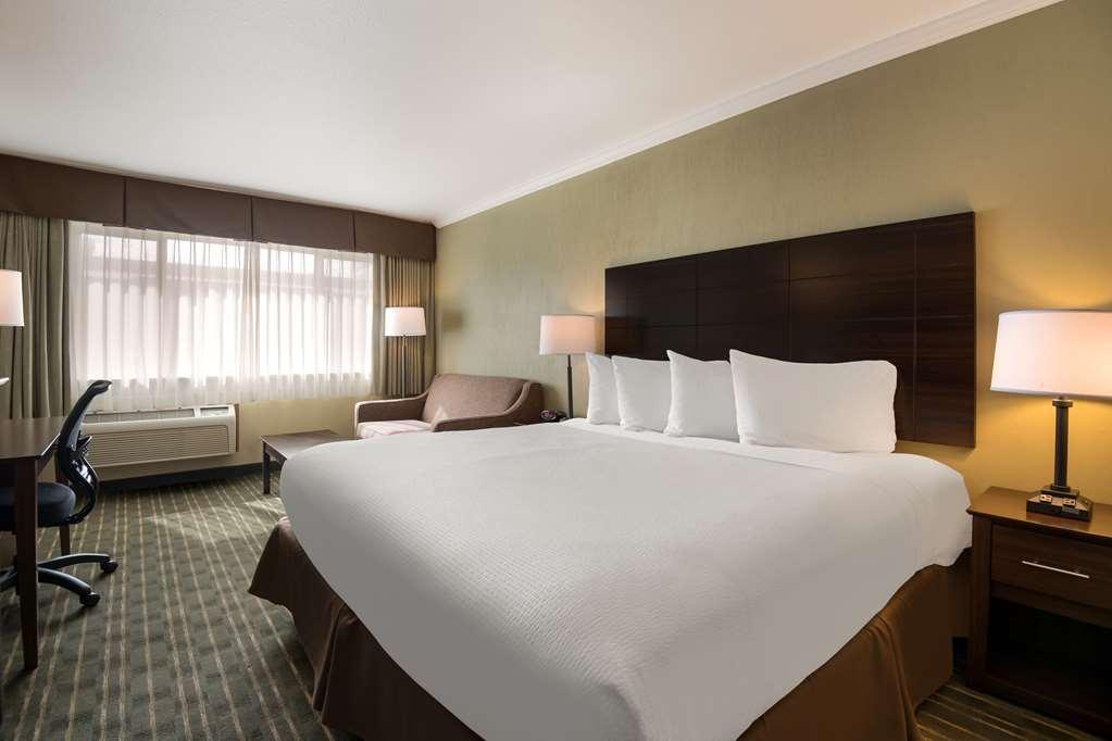 Best Western Holiday Hotel Coos Bay Room photo