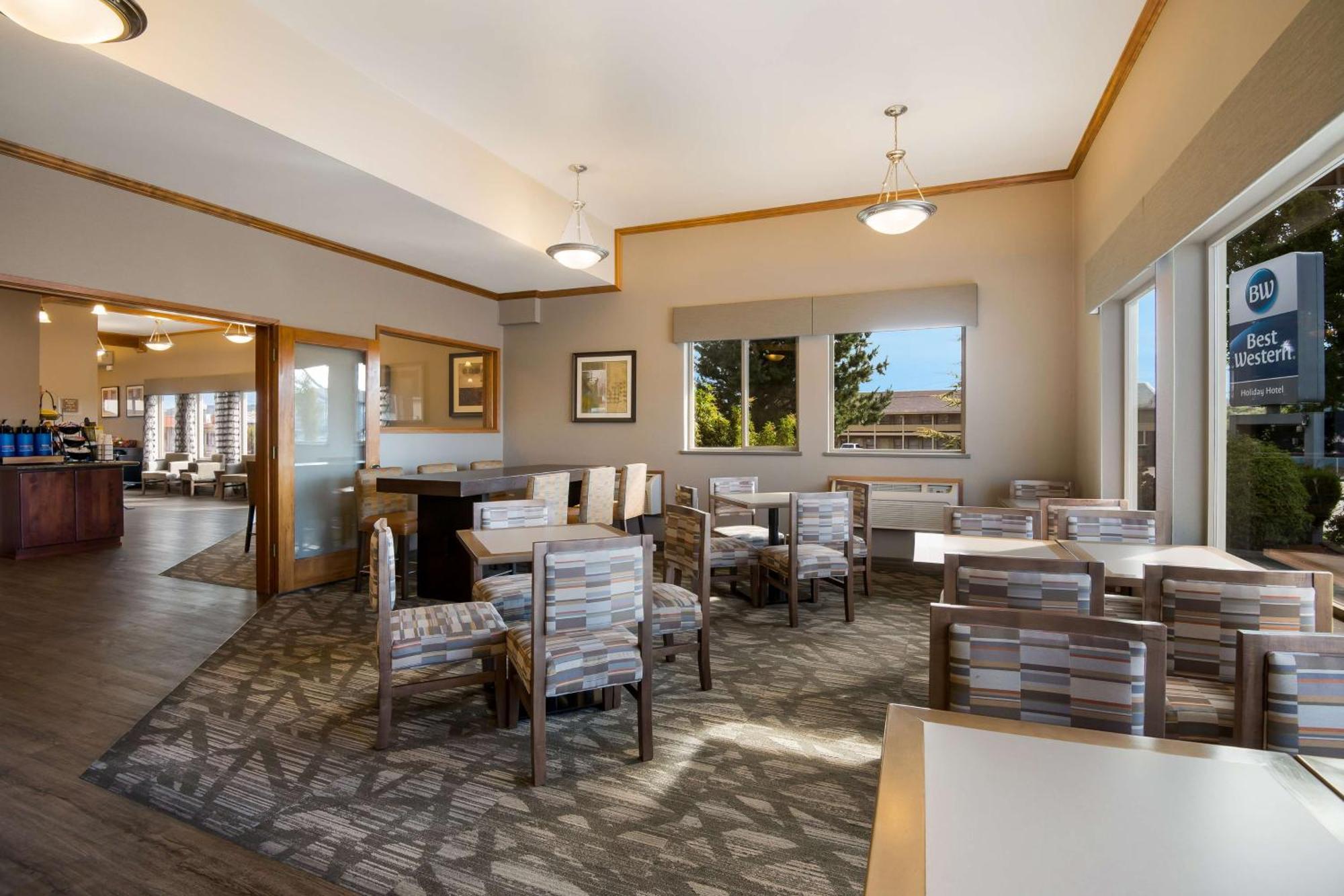 Best Western Holiday Hotel Coos Bay Exterior photo