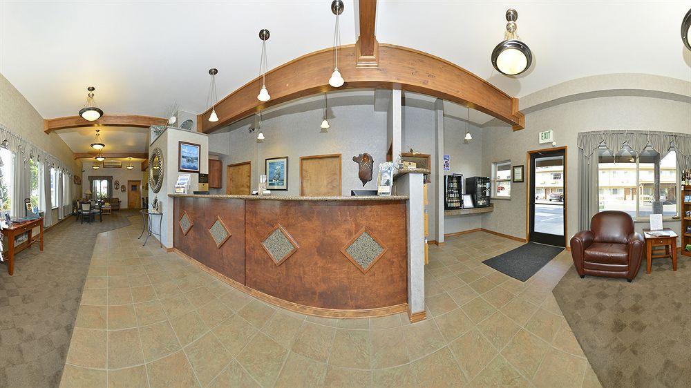 Best Western Holiday Hotel Coos Bay Exterior photo